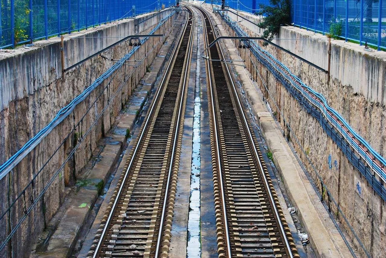 線路のレール